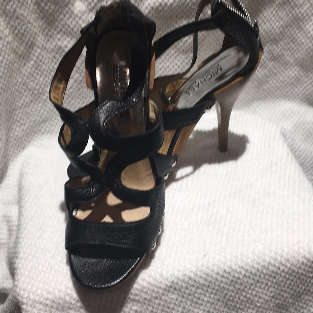 Michael Kors women’s black sandals